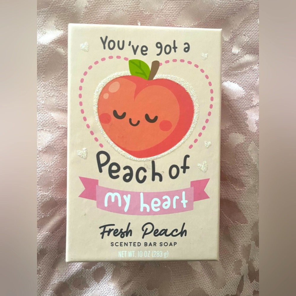 A PEACH of My Heart scented bar soap ♥️ 🍑😍